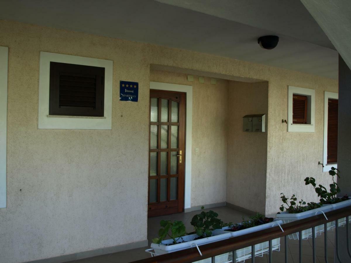 Apartment Branko Ičići Buitenkant foto