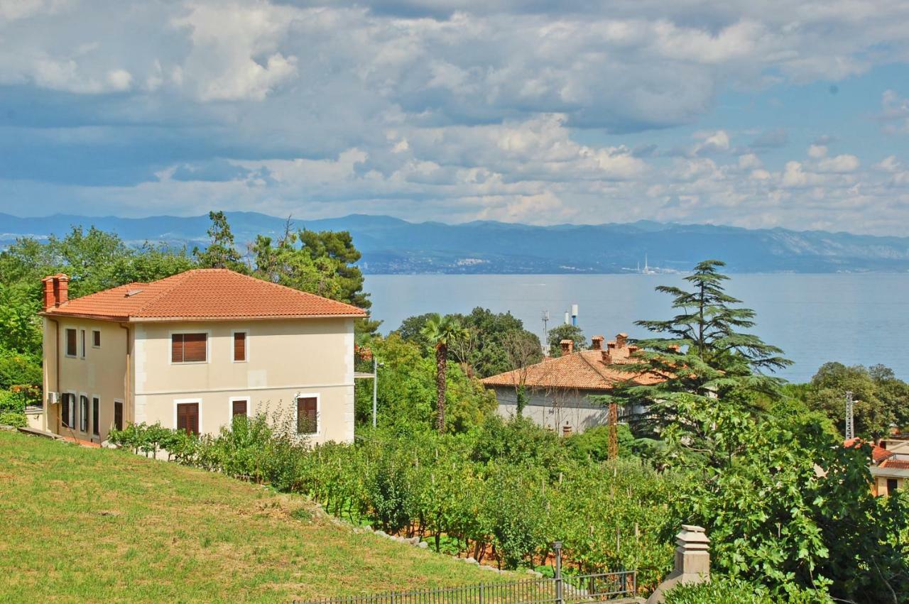 Apartment Branko Ičići Buitenkant foto